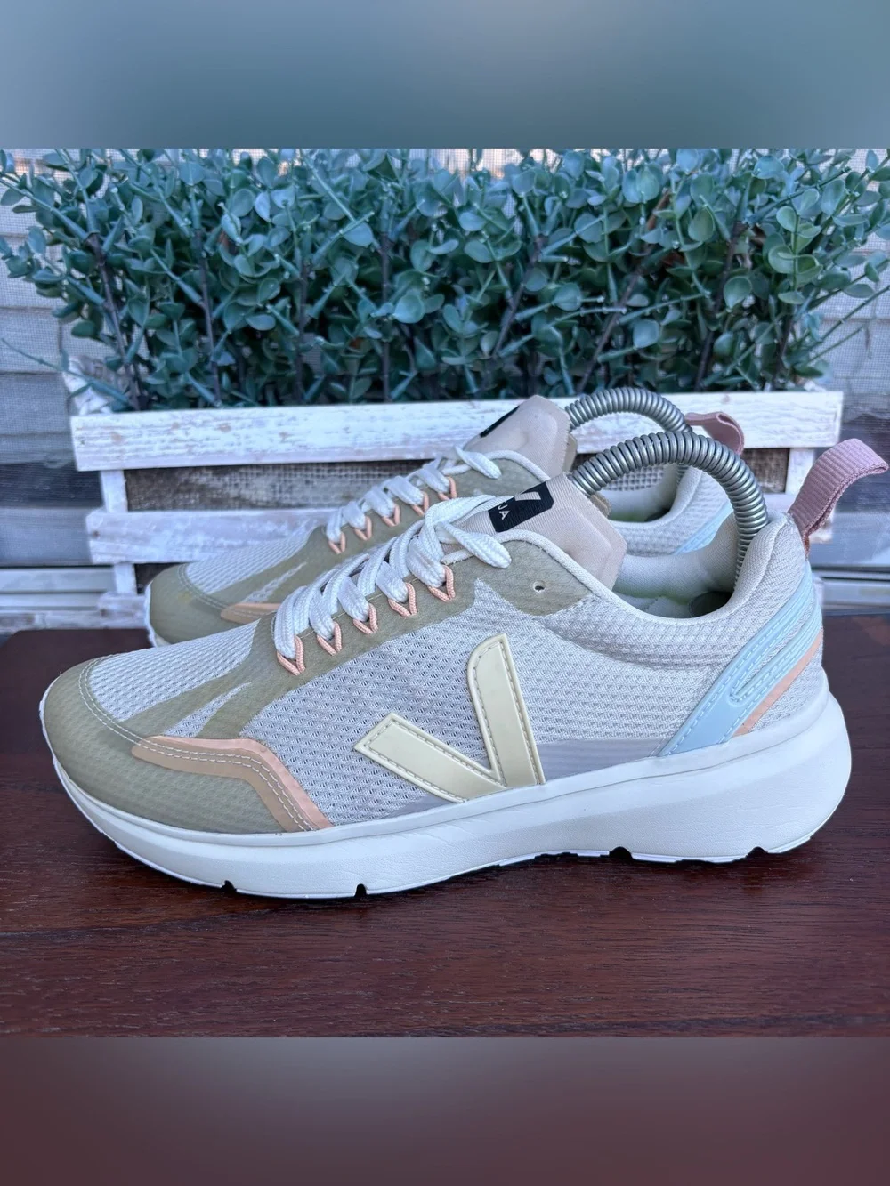 Veja CONDOR 2 ALVEOMESH  Running Shoes